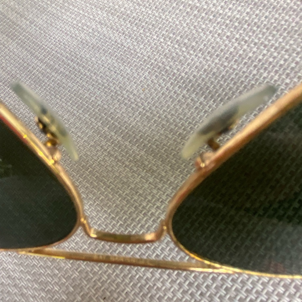 Ray-Ban Aviators - Picture 5 of 6